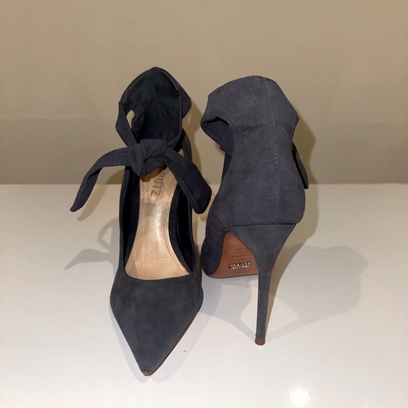 Elegant Blue Suede High Heels - Picture 1 of 4